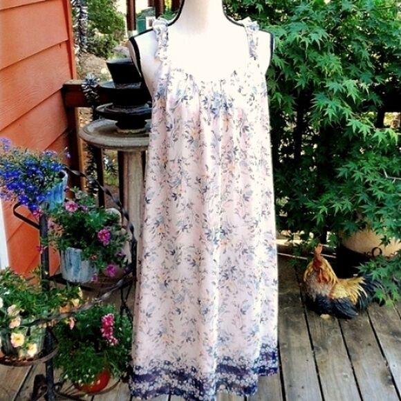 Motherhood Maternity Shift Dress - Picture 1 of 12